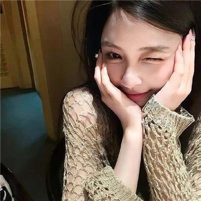 含情脉脉